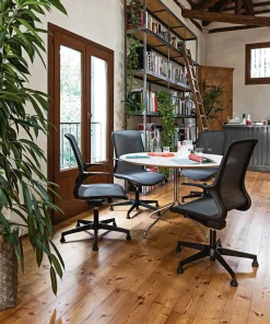 Sedia direzionale Loop48 - consegna in 48 ore di : contatta il venditore per scoprire il prezzo^Milani Hot