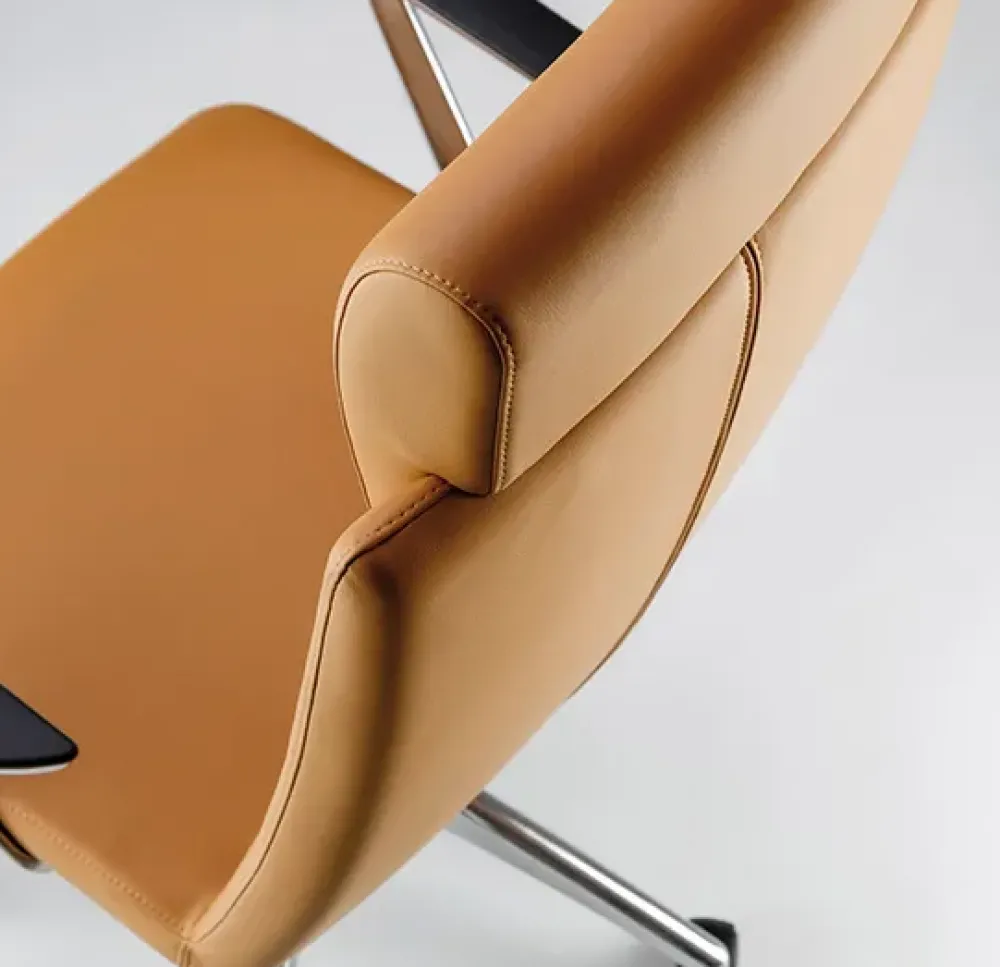 Compir Sedia direzionale Status presidenziale in ecopelle in Offerta Outlet- Arredo Ufficio