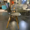 Molteni & C Sedia Eames plastic chairs re da cucina realizzata in plastica scontata del 30%- Sedie