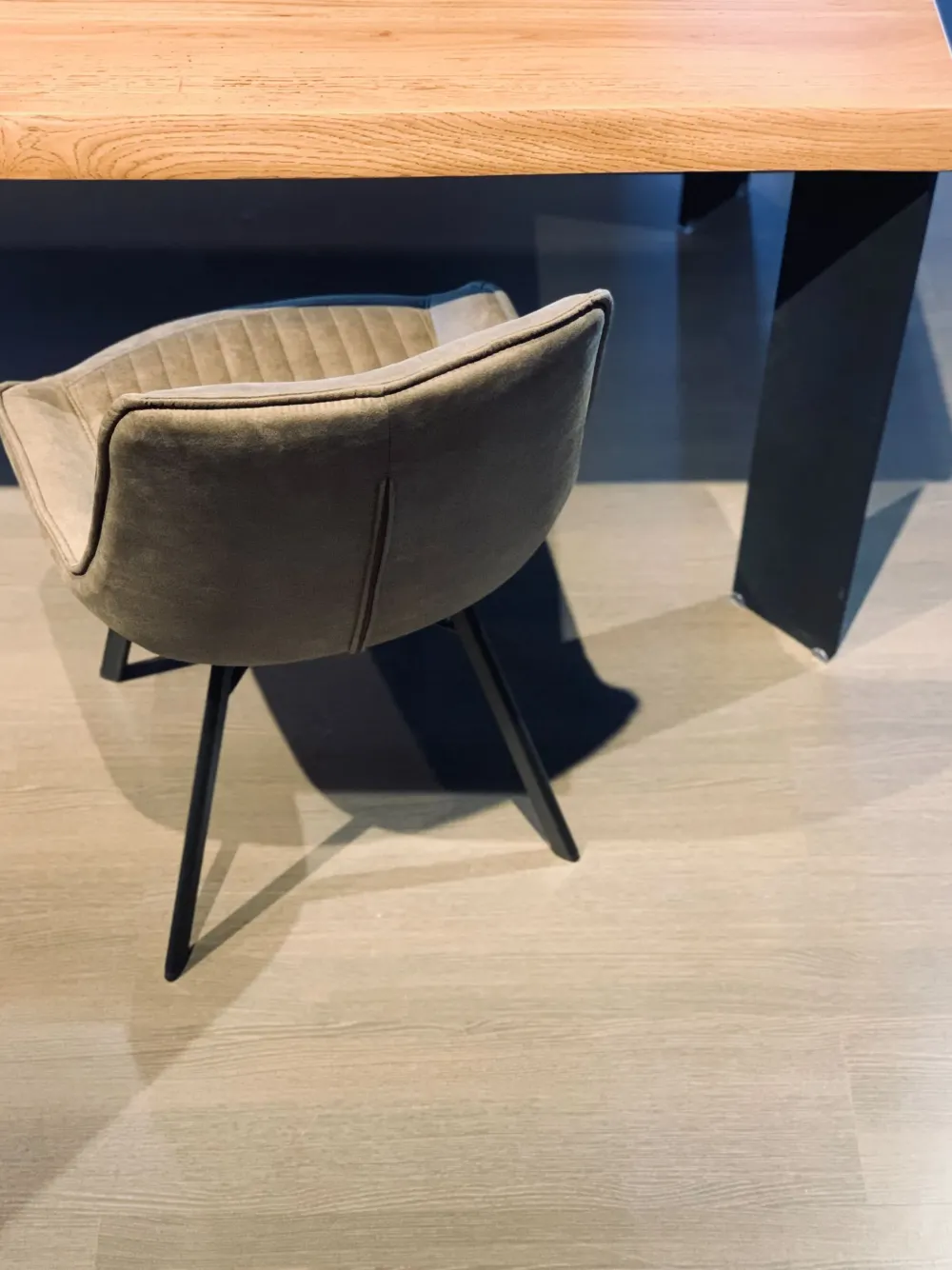 Online Sedia in ecopelle modello Sixty di Sedie