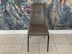 Sedia in ecopelle modello Carmen di Sedie