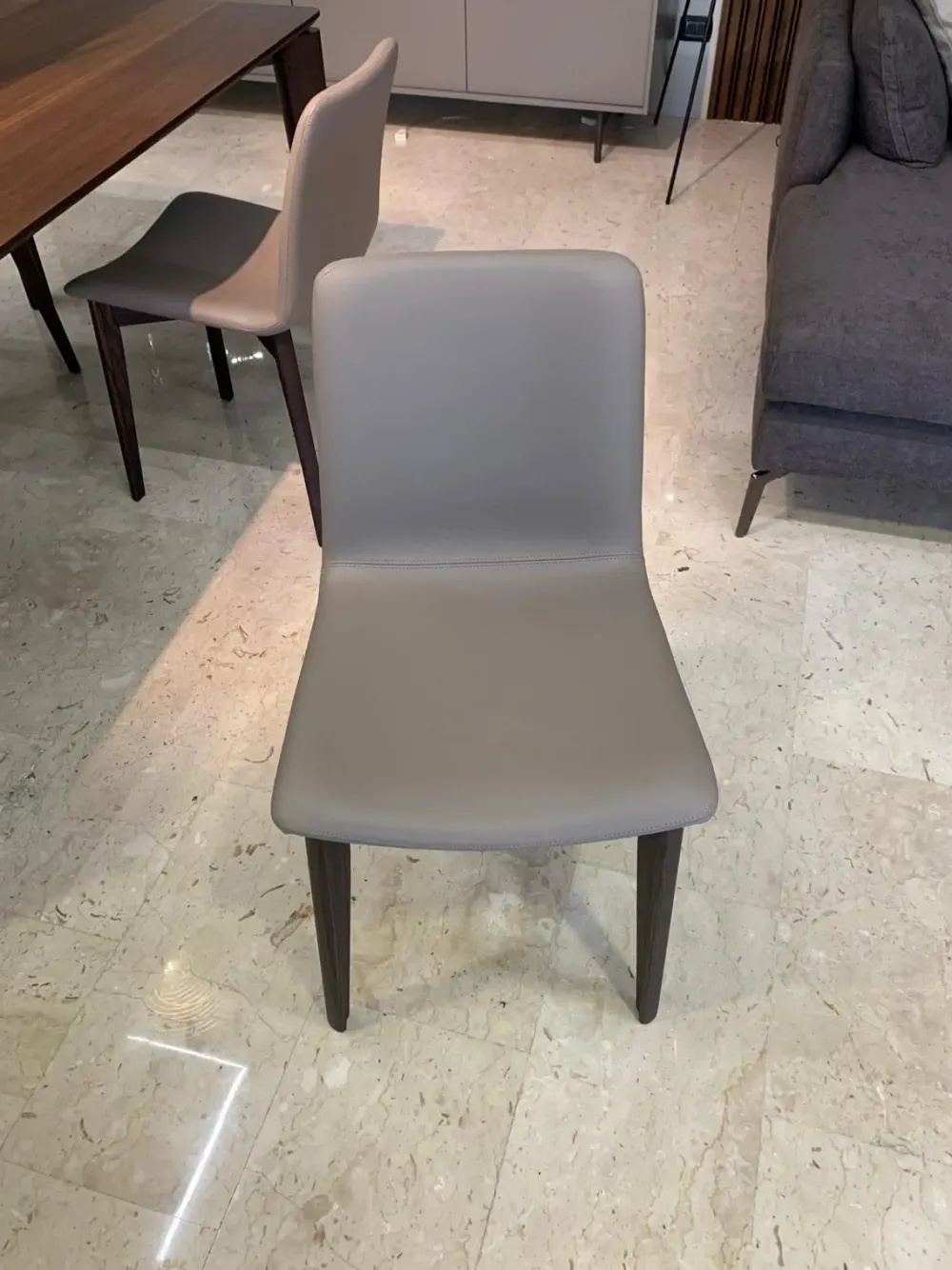 Sedia in ecopelle senza braccioli Charlotte scontata^Sangiacomo Online