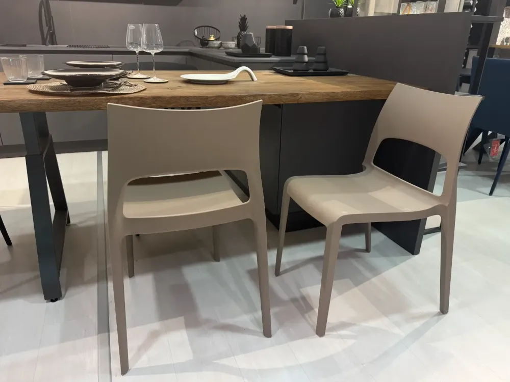 Sedia in plastica impilabile Set 4 sedie idole in offerta^Bonaldo Best