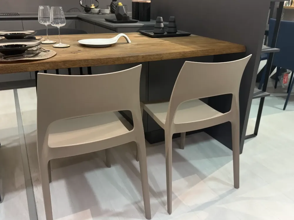 Sedia in plastica impilabile Set 4 sedie idole in offerta^Bonaldo Best