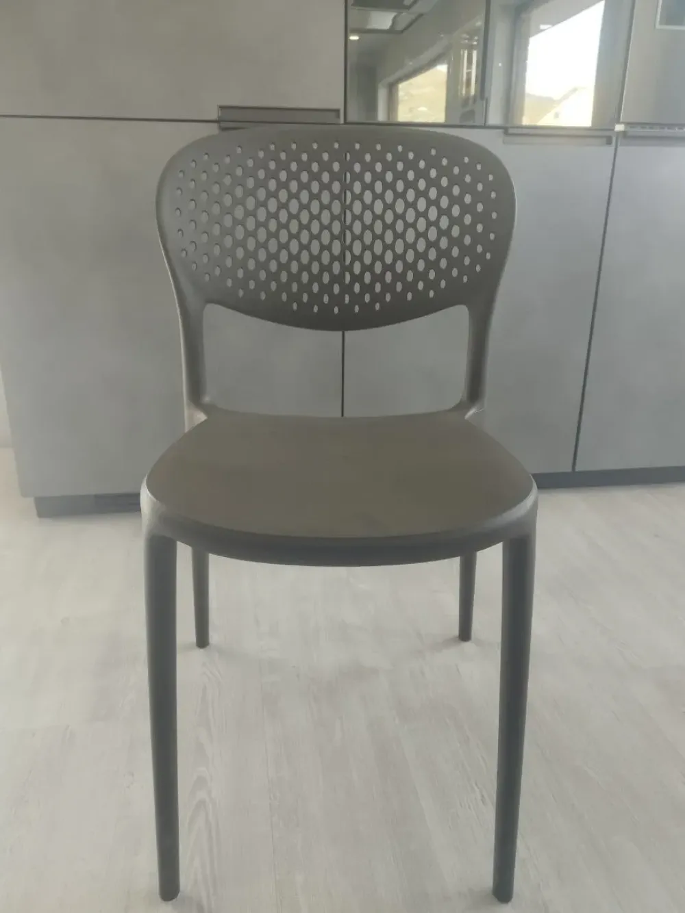 Sedia in plastica senza braccioli 4 sedie abby pronta consegna sped incl in offerta^Collezione esclusiva Sale