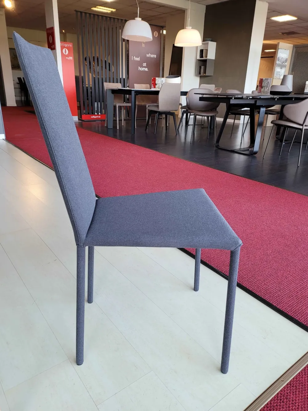 Sedia in tessuto con schienale medio Linea in offerta^Ozzio Outlet