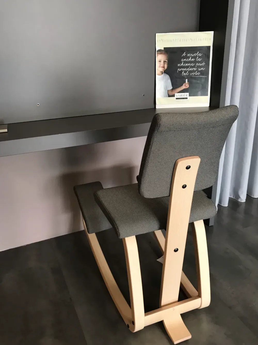 Hot Sedia in tessuto ergonomica Sedia varier in offerta Sedie