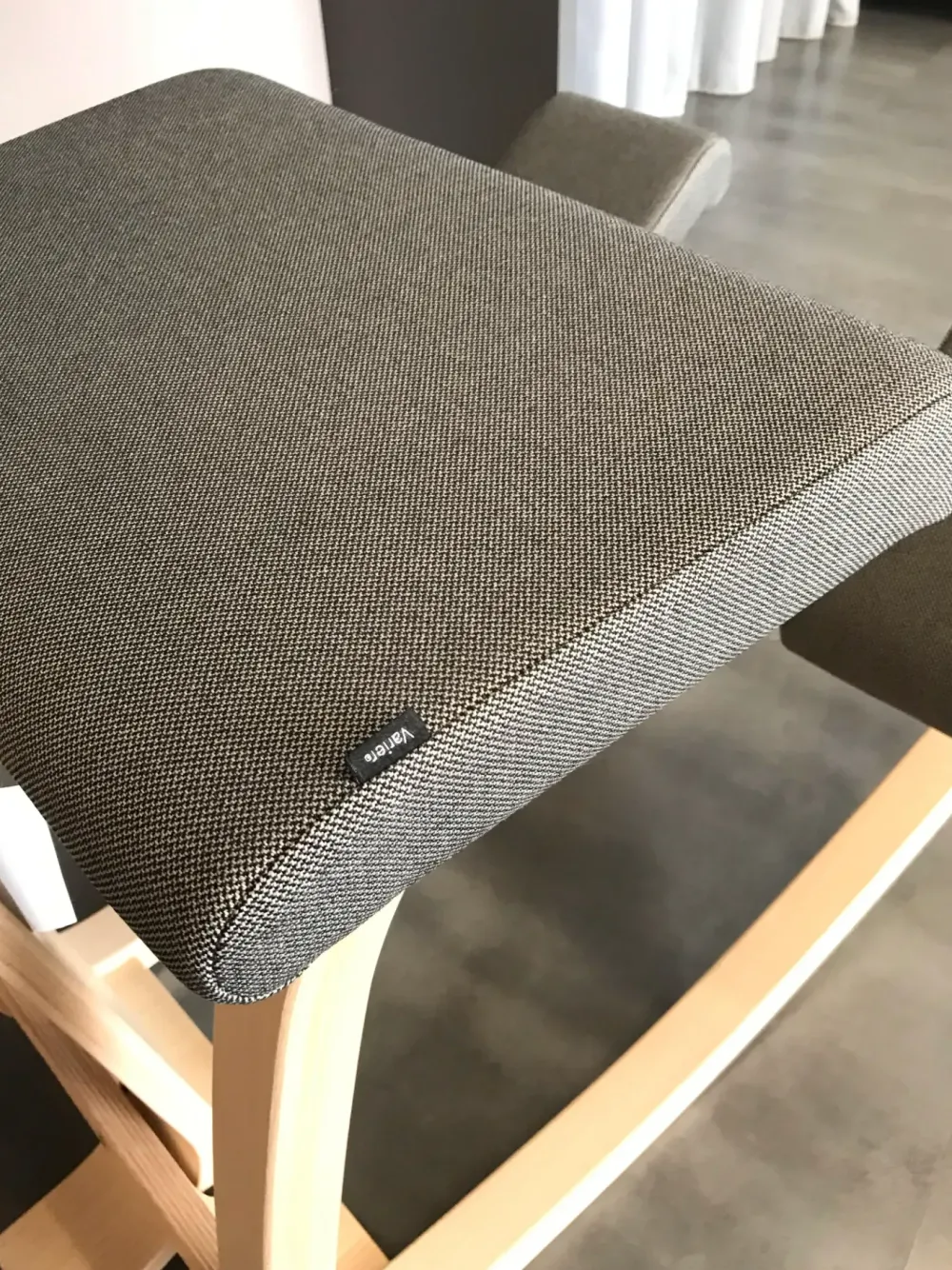 Hot Sedia in tessuto ergonomica Sedia varier in offerta Sedie