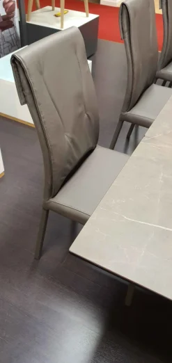 Ozzio Sedia Luxy da soggiorno realizzata in pelle scontata del 81%- Sedie