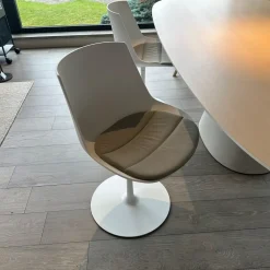 Online SEDIA Flow a PREZZO OUTLET Sedie