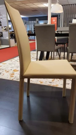 Ozzio Sedia modello Inn mastice a marchio scontata del 71%- Sedie