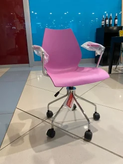 Online Sedia modello Maui di a prezzo riservato Sedie