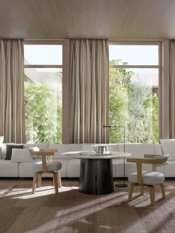 Molteni & C Sedia modello Porta volta con braccioli di- Sedie