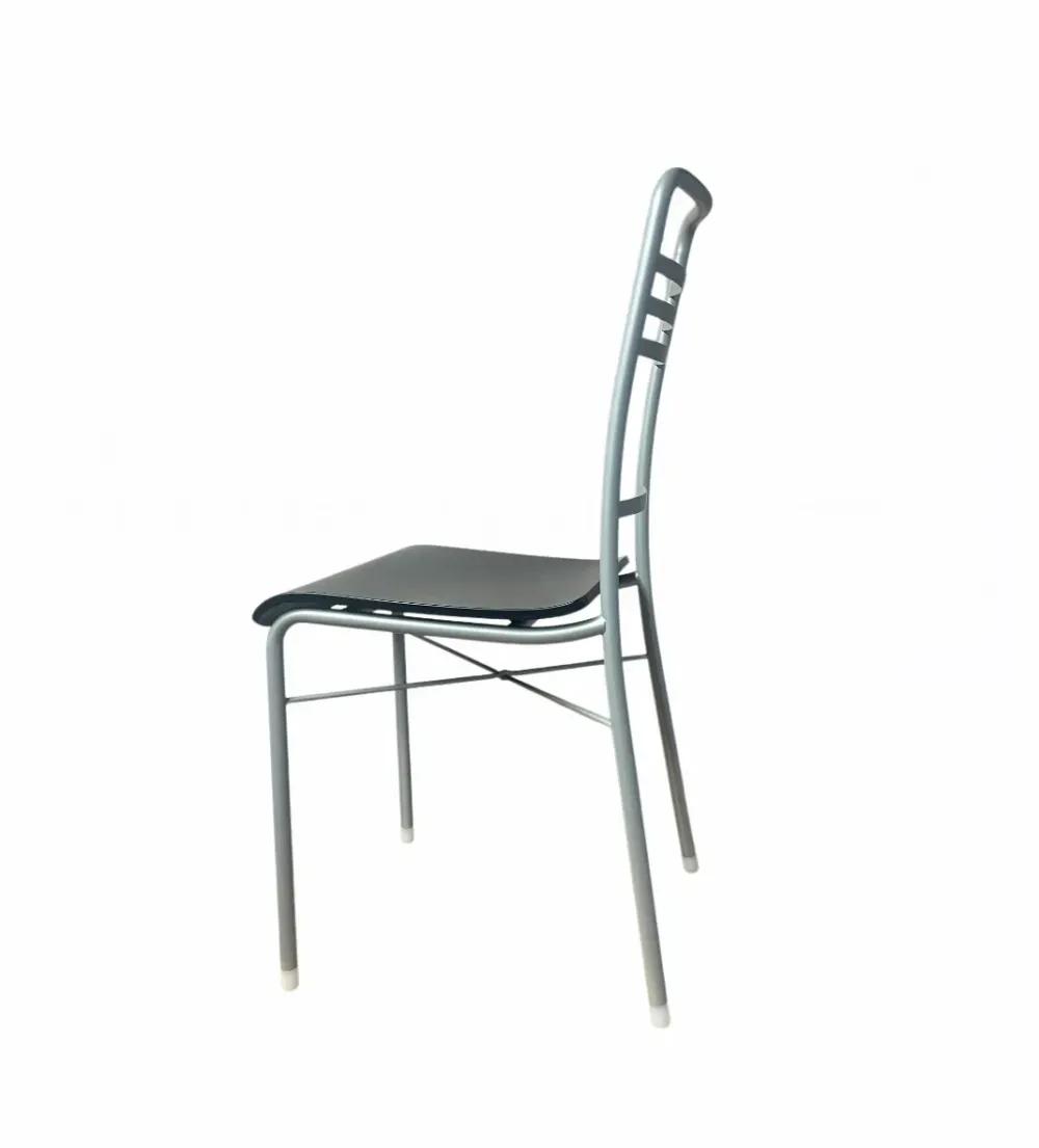 Bonaldo Sedia modello Sedia elisa seduta legno nero a marchio scontata del 60%- Sedie