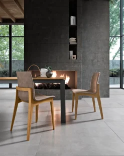 Sedia modello Sedia legno laccato sedile plastica a marchio scontata del 73%^Mobilia Web Outlet