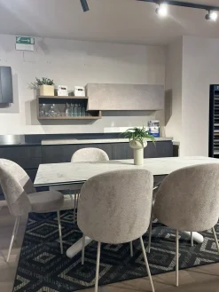 Best Sedia modello Tuka mid  con schienale alto di Sedie