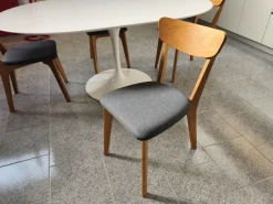 Artigianale Sedia modello V922 di a prezzo riservato- Sedie