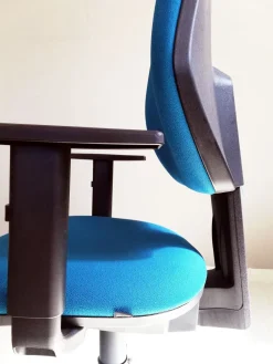 New Sedia operativa in altro Cast operativa imbottita a marchio a prezzi convenienti Arredo Ufficio