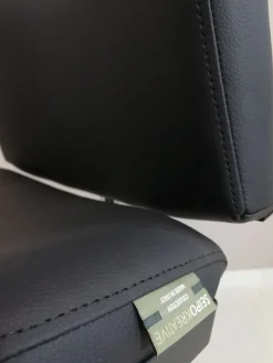 Sedia operativa modello Direzionale sky + 2 sedie attesa in ecopelle ad un prezzo esclusivo^Collezione esclusiva Clearance