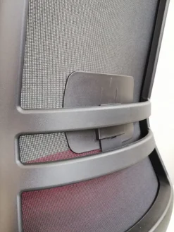 Las Mobili Sedia operativa modello Rassegna rete con poggiatesta in altro ad un prezzo davvero conveniente- Arredo Ufficio