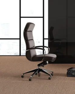 Sedia Scena per ufficio realizzata in pelle scontata del 30%^Las Mobili Best