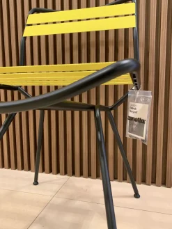 Zanotta Sedia senza braccioli Dan di a prezzo scontato- Sedie