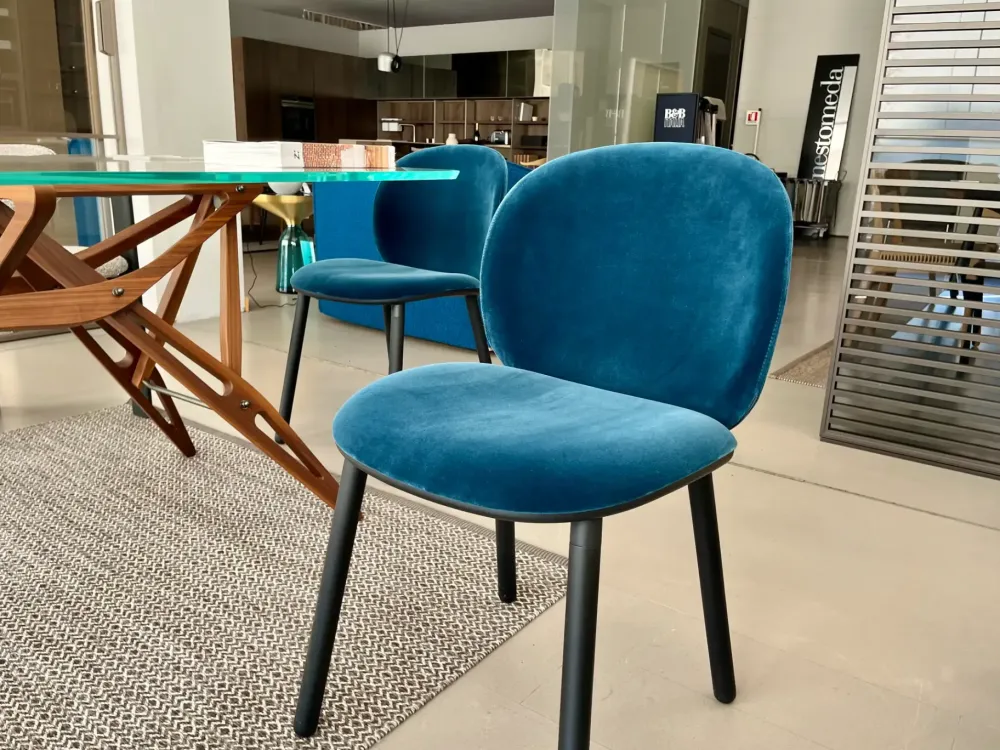 Sedia senza braccioli Dua di a prezzo ribassato^Kristalia