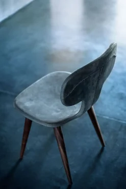 New Sedia senza braccioli Klutch di a prezzo scontato Sedie