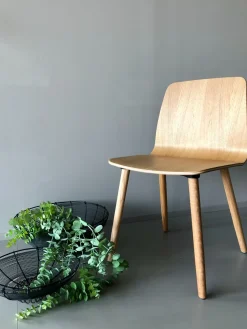 Sedia senza braccioli Varya wood di a prezzo ribassato^Inclass New