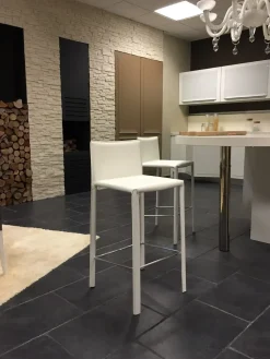 Hot sgabelli in cuoietto, cuoio rigenerato Sedie