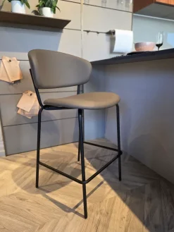 Collezione esclusiva Sgabello 2 sgabelli desy connubia spedibili con 4 gambe a prezzo conveniente- Sgabelli