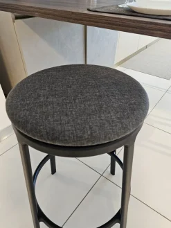 Online Sgabello con 4 gambe Round   a prezzi outlet Sgabelli