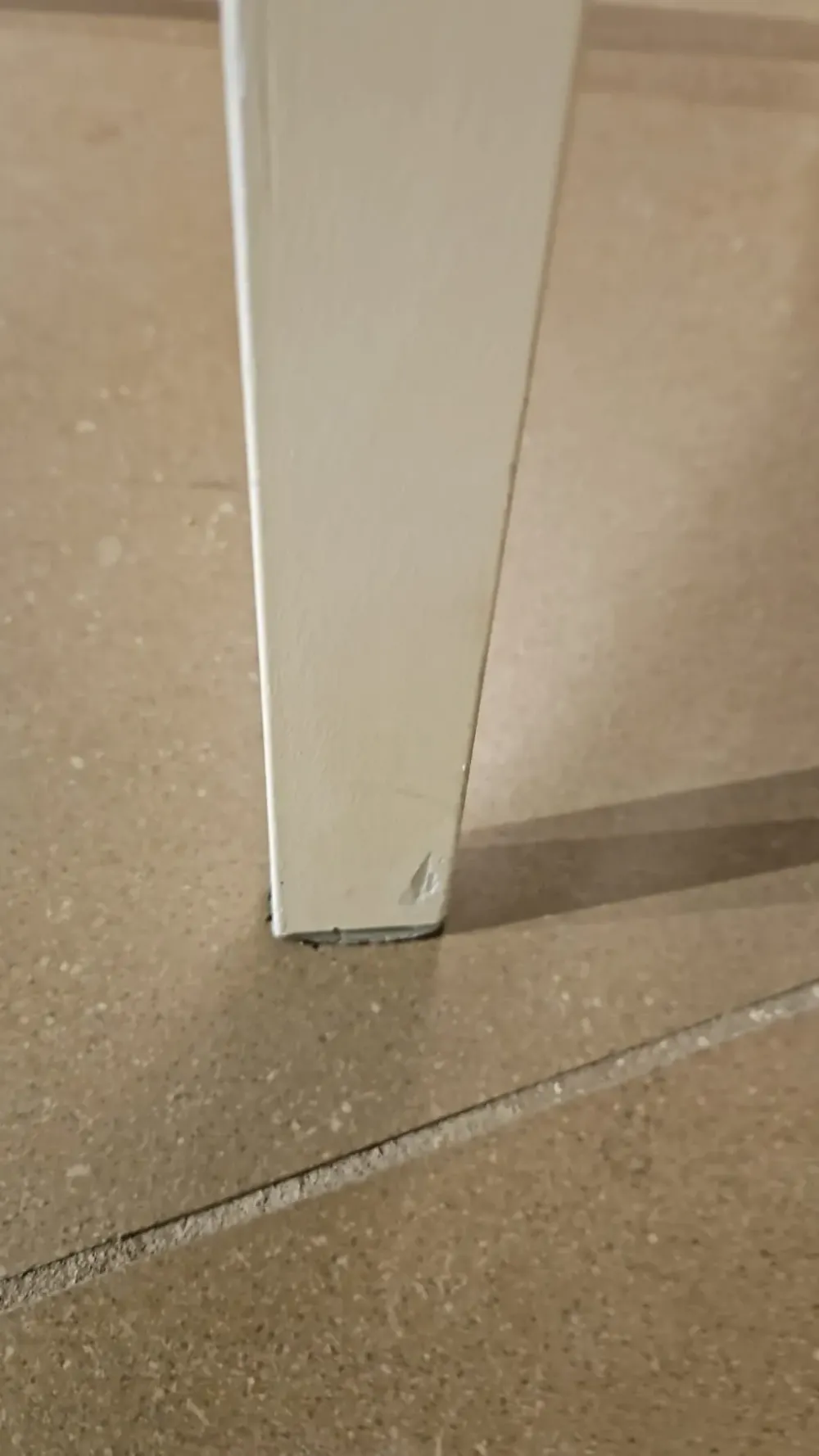 Clearance Sgabello con 4 gambe Stool one in offerta Sgabelli