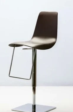 Online Sgabello modello Sgabello lei SCONTATO a PREZZI OUTLET Sgabelli