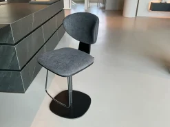 Online Sgabello Olos too   con base centrale convenienti Sgabelli