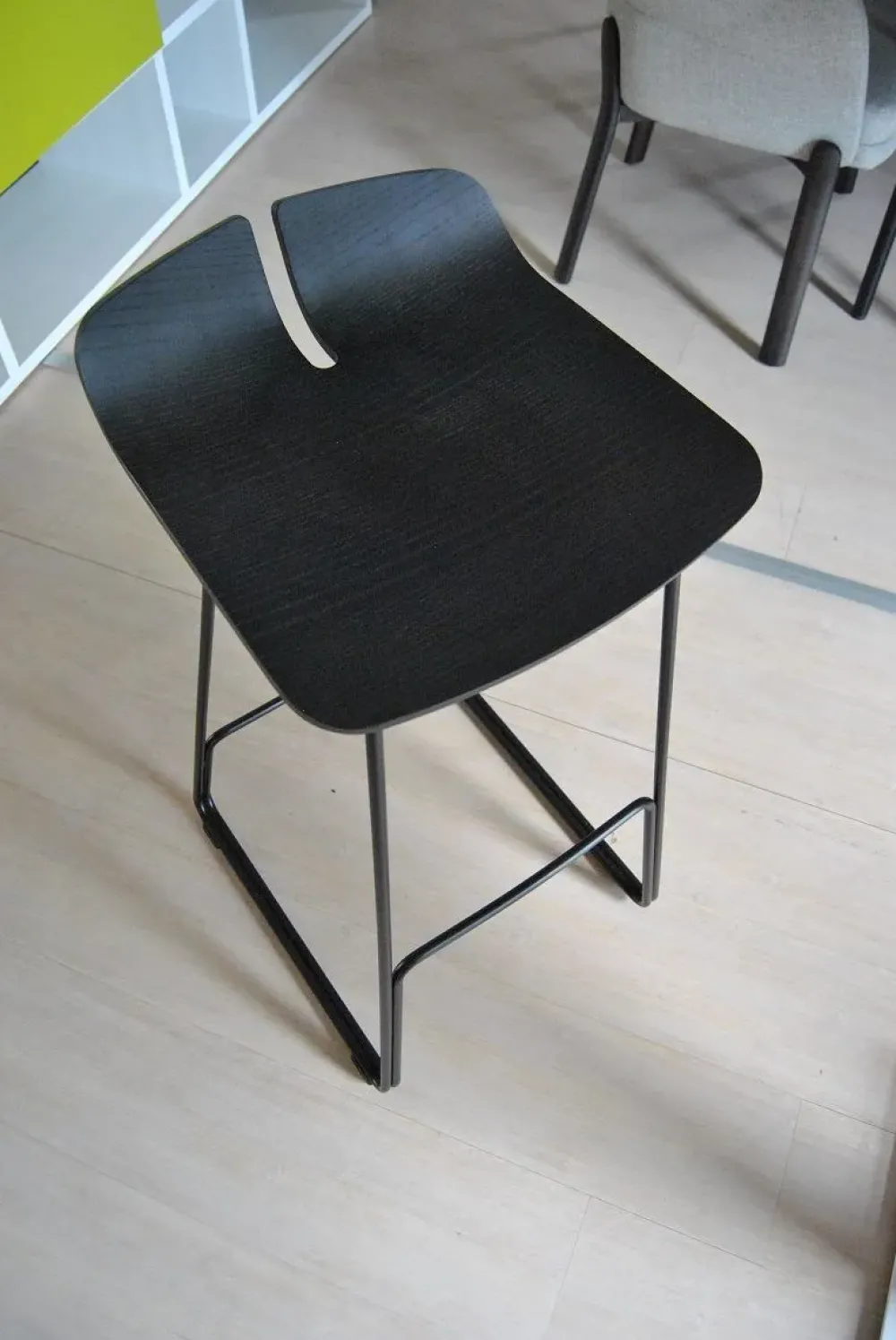 New Sgabello senza braccioli Ink a prezzo ribassato Sgabelli