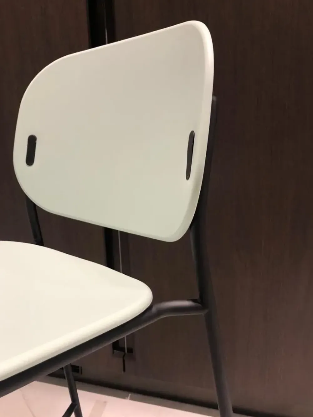 Sgabello senza braccioli Yo! a prezzo ribassato^Connubia Hot