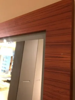 Sale Specchiera Tokyo in legno a prezzo Outlet Specchiere