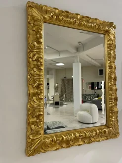 Specchio classica Specchio foglia oro di a prezzo scontato^Abitare Interior Outlet