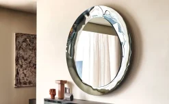 Specchio Cosmos di in stile design SCONTATO  affrettati^Cattelan Italia Sale
