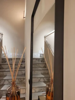 New Specchio design Elvis di a prezzo scontato Specchiere