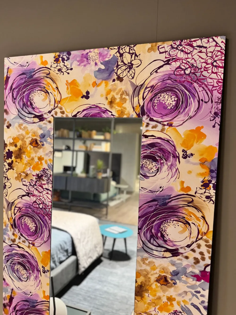 Artigianale Specchio design Silk di a prezzo scontato- Specchiere