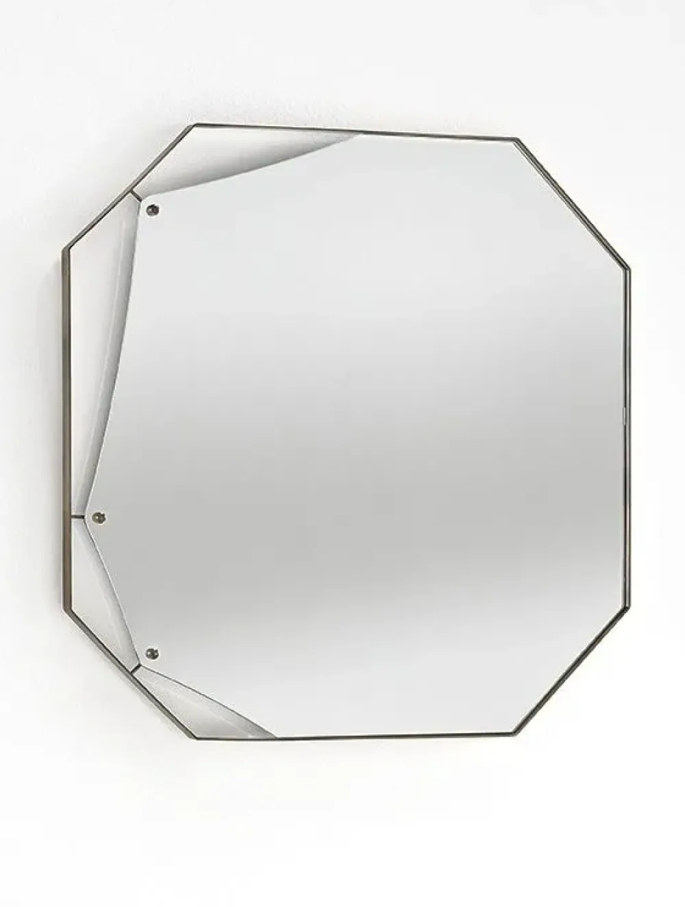 Sale Specchio modello Pinch di a prezzi convenienti Specchiere