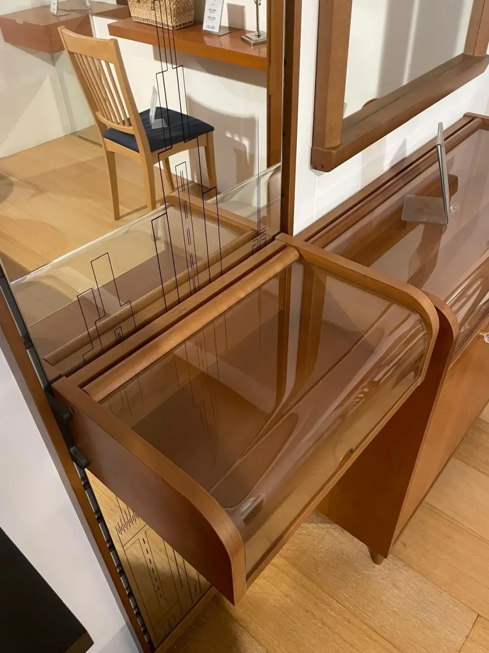 Specchio moderna Delta di a prezzo Outlet^Artigianale Best