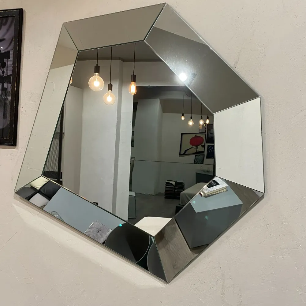 Sale Specchio moderno Elio di in Offerta Outlet Specchiere