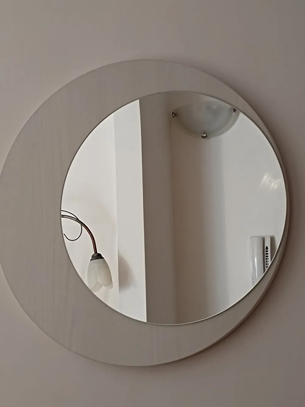 Specchio Roundy di a prezzi davvero convenienti^Collezione esclusiva New