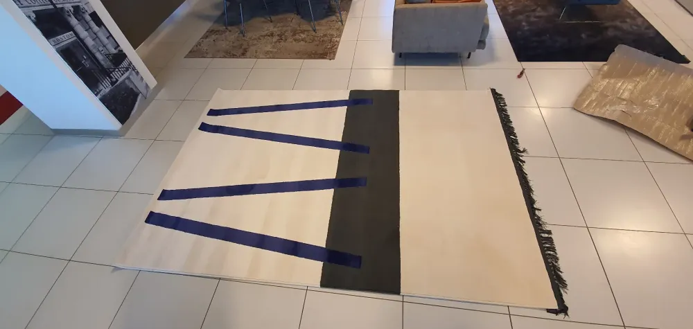 Besana Tappeto modello Tappeto su misura in fibra sintetica in Offerta Outlet- Tappeti