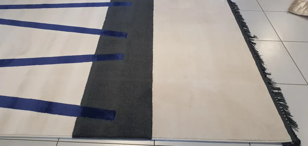 Besana Tappeto modello Tappeto su misura in fibra sintetica in Offerta Outlet- Tappeti