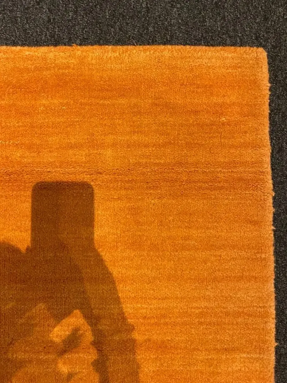 Tappeto Moderno in fibra sintetica modello Eternity a prezzi convenienti^Olivo Hot