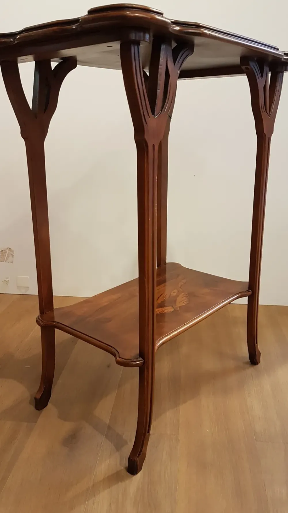 Discount Tavolino modello Tavolino art nouveau in OFFERTA OUTLET Tavolini